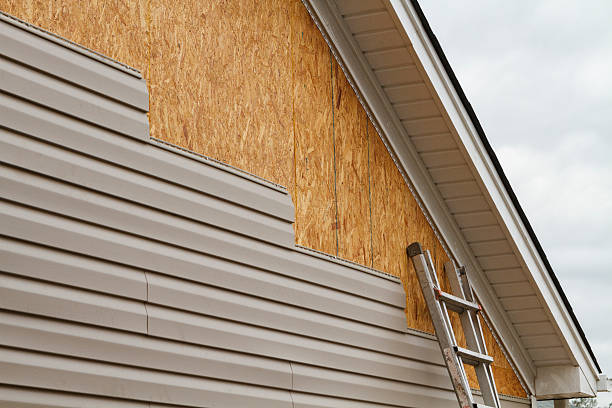 24/7 Emergency Fiber Cement Siding experts in Bennett, NC